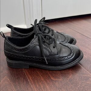 Carter’s Toddler Boys Black Wingtip Dress Shoes Lace-up Vegan Leather, size 10